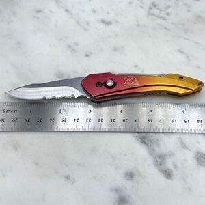 2004 Buck 436 RGX Whittaker Short Revolution Carabiner Hook Knife Red/Gold USA
